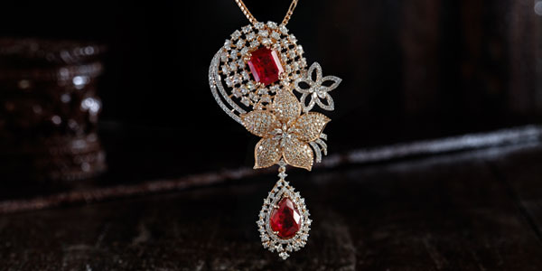 Rubies and Diamonds Periwinkle-shaped Pendant for Vajra Woman segment